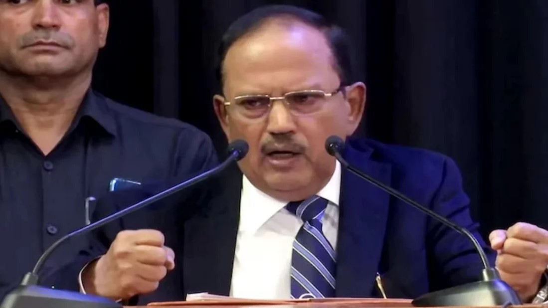 দুর্বল শাসন ব্যবস্থাই বাংলাদেশে সরকার পরিবর্তনের কারণ: অজিত দোভাল